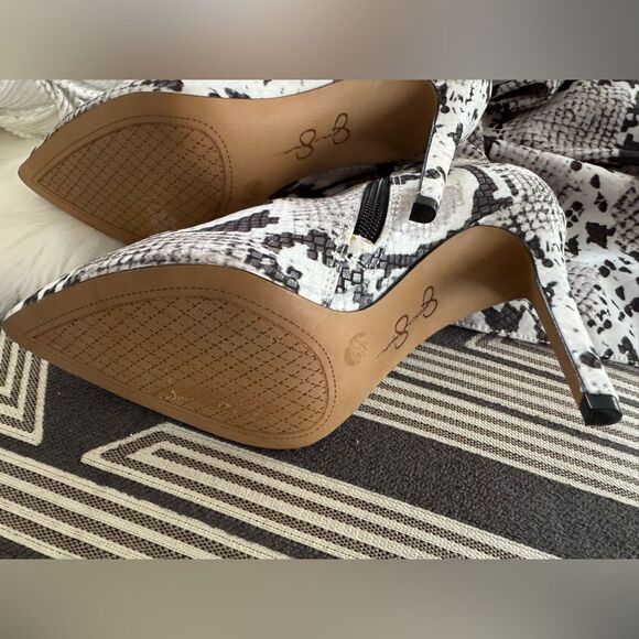 Jessica Simpson White Snakeskin Ruched Thigh High Boots Size 6 - Picture 11 of 11